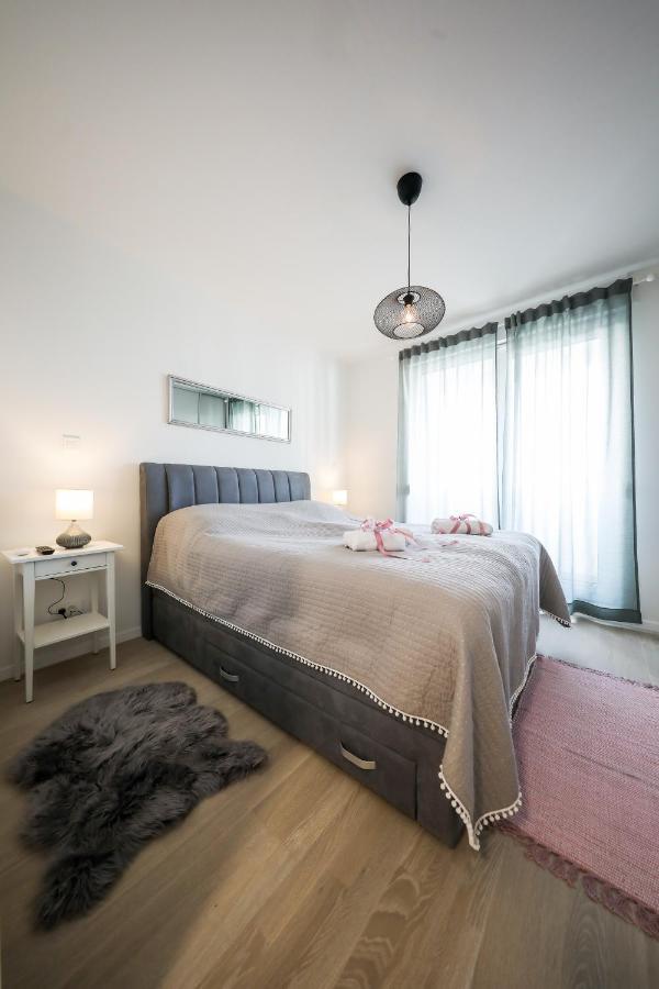 Allegro Exclusive 2 With Private Parking And Balcony Appartement Zadar